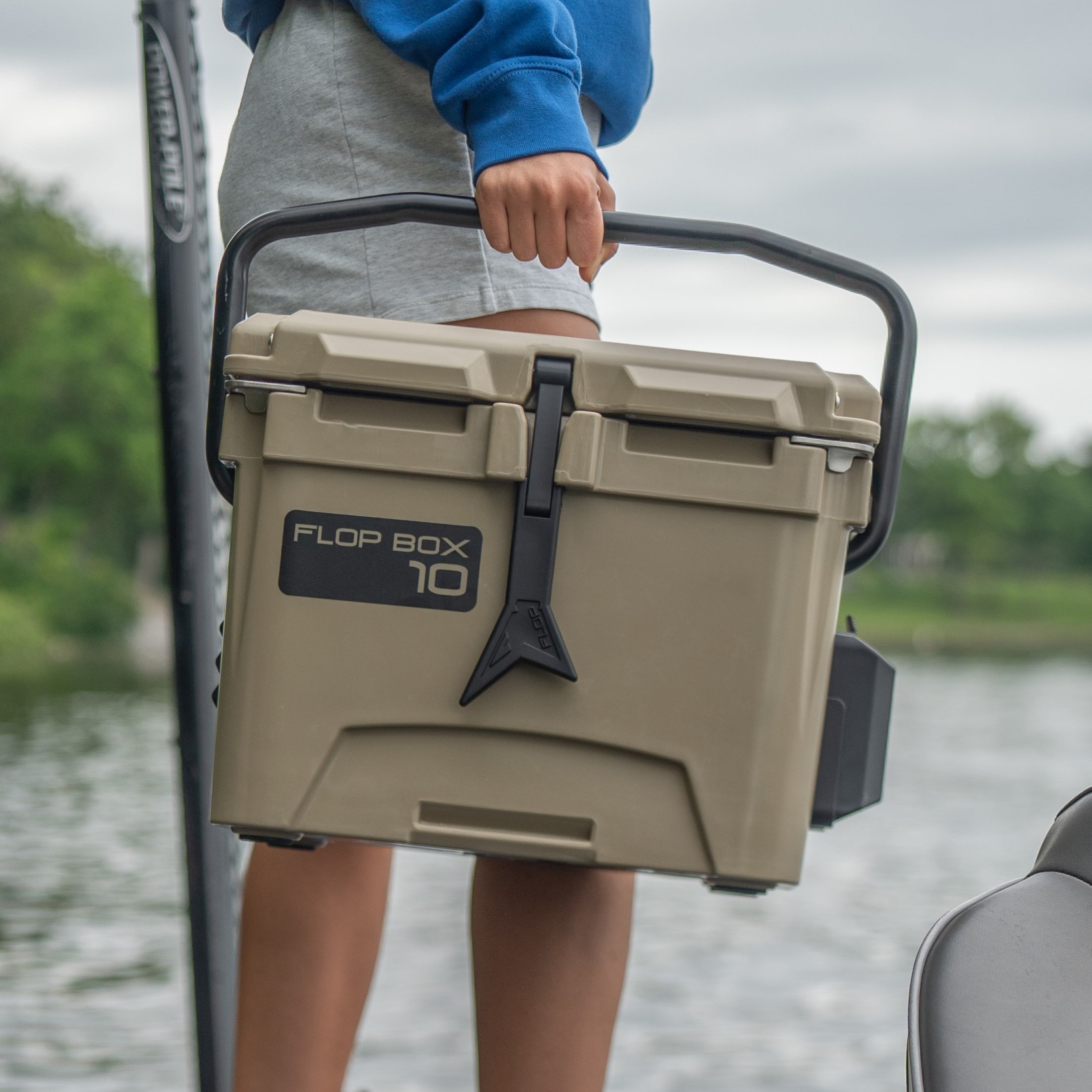 Live Bait Cooler Aerated Storage Box 8-Qt Insulated Bucket Lid